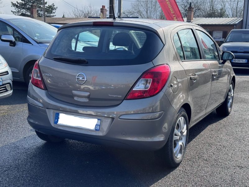 OPEL  CORSA  1.2 85CV  DISTRIBUTION A CHAINE 2012