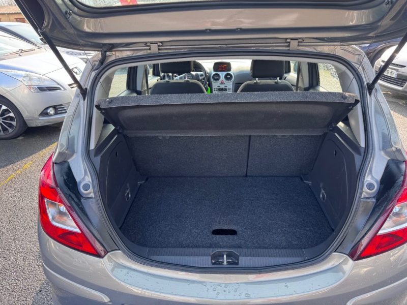 OPEL  CORSA  1.2 85CV  DISTRIBUTION A CHAINE 2012