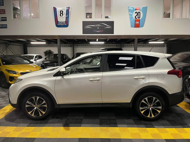MAGNIFIQUE TOYOTA RAV4 4X4 2.0 151CH (1ERE MAIN, TOIT OUVRANT, CAMÉRA DE RECUL ⭐️⭐️⭐️⭐️⭐️