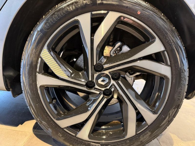 RENAULT CLIO V 1.6 E-TECH 145 CH ENGINEERED / SIEGES CHAUFFANTS / PACK SAFETY 