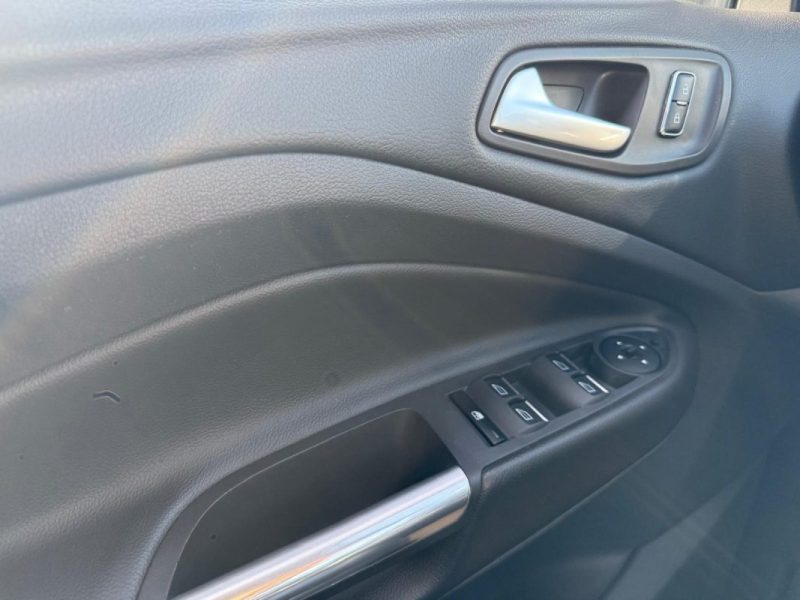 FORD KUGA 2.0 TDCI 150ch 4x4 1.Main