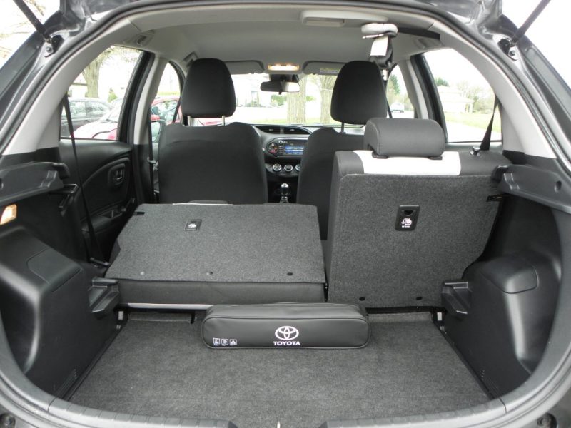 TOYOTA YARIS 1.5 VVT-I 110 CH DYNAMIC 5 PORTES - 6 CH 2017