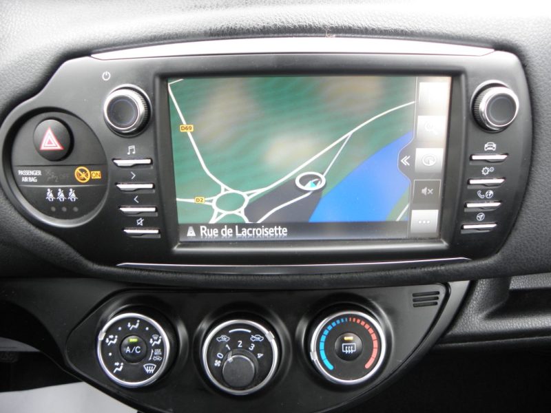 TOYOTA YARIS 1.5 VVT-I 110 CH DYNAMIC 5 PORTES - 6 CH 2017