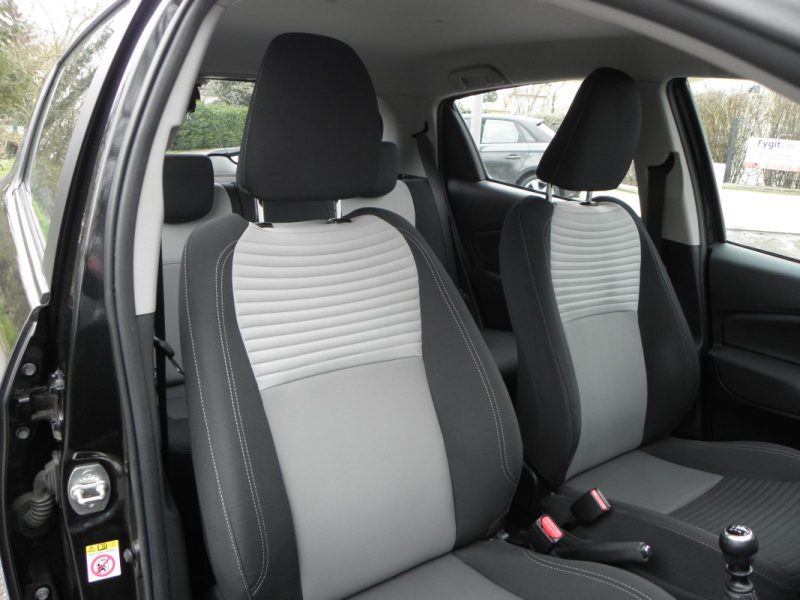 TOYOTA YARIS 1.5 VVT-I 110 CH DYNAMIC 5 PORTES - 6 CH 2017