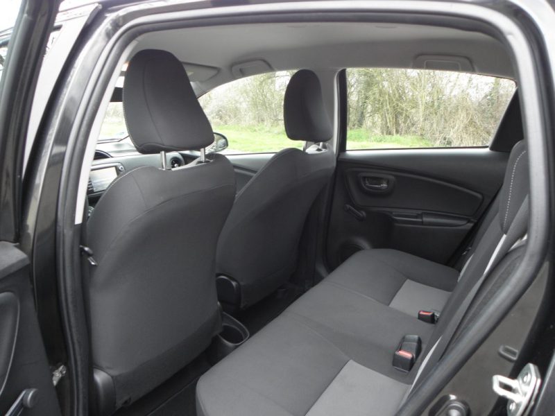 TOYOTA YARIS 1.5 VVT-I 110 CH DYNAMIC 5 PORTES - 6 CH 2017