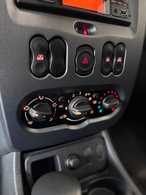 Dacia Duster 1.6 Essence 105ch – 1ère main – 24 600 km – Distribution neuve – Garantie 12 mois 