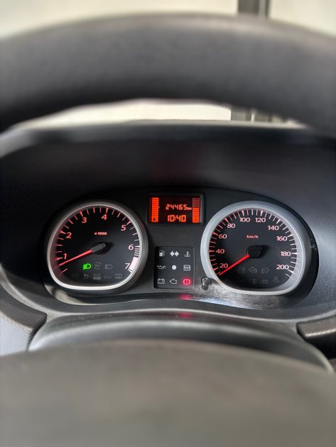 Dacia Duster 1.6 Essence 105ch – 1ère main – 24 600 km – Distribution neuve – Garantie 12 mois 