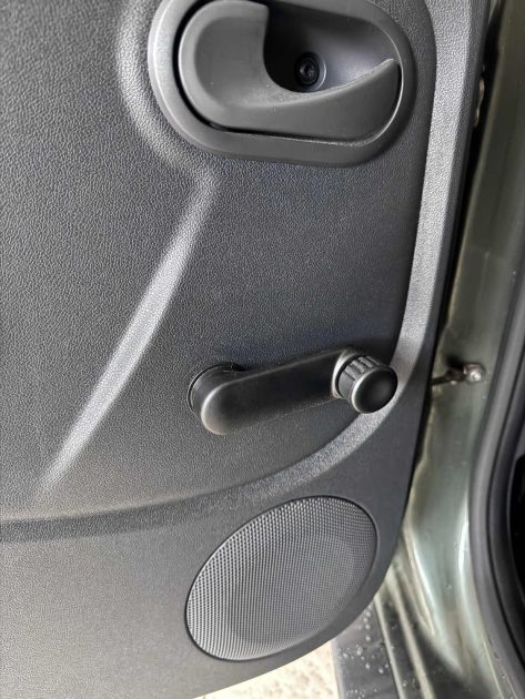 Dacia Duster 1.6 Essence 105ch – 1ère main – 24 600 km – Distribution neuve – Garantie 12 mois 