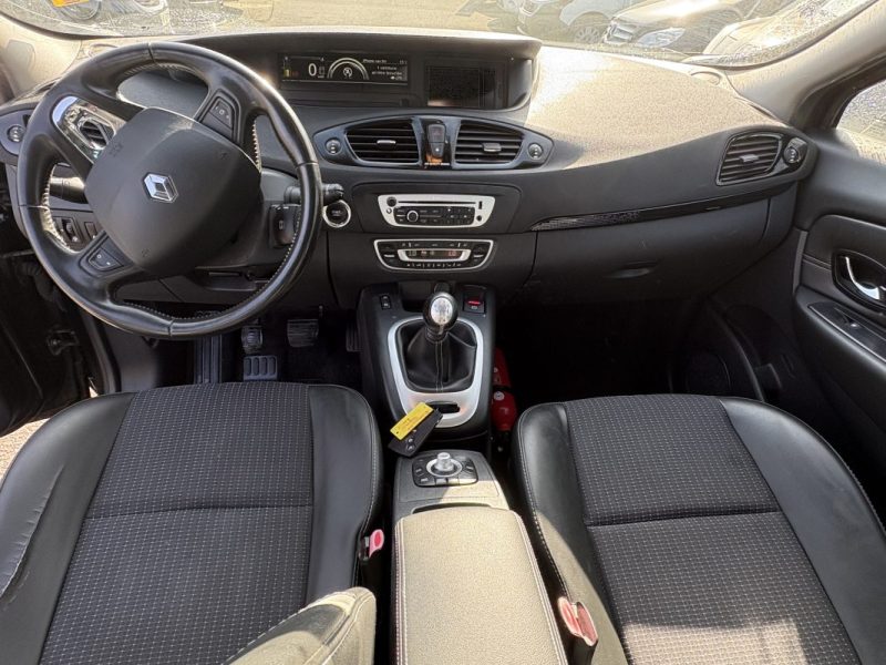 RENAULT  MEGANE SCENIC  1.5 DCI 110CV  2013