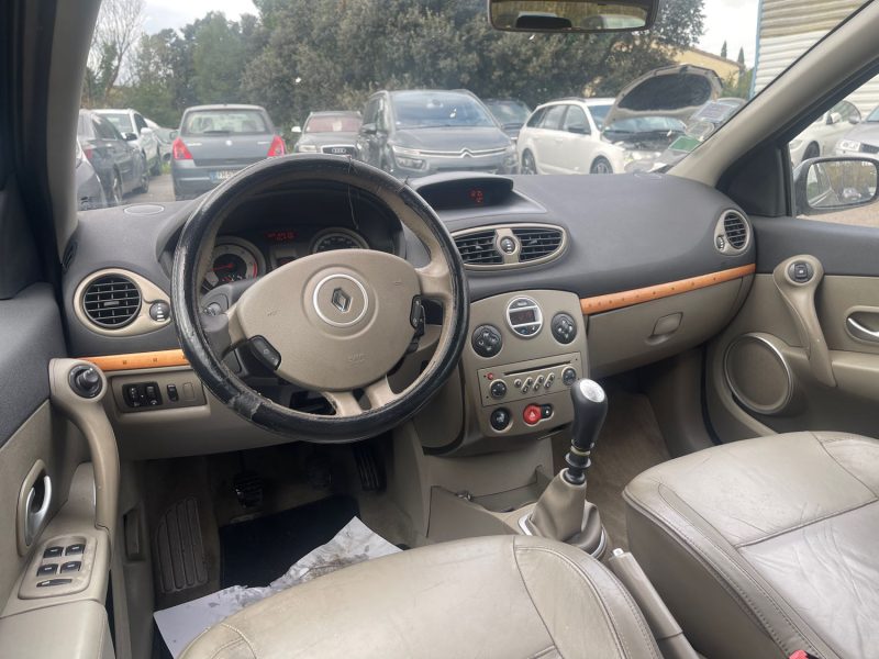 RENAULT CLIO III EXCEPTION 1.5 DCI 105 28