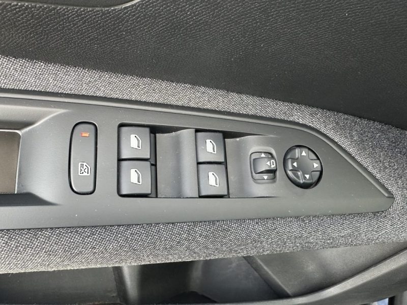 PEUGEOT 3008 II 1.5 BLUEHDI 130CH ACTIVE BUSINESS - Garantie 6 mois - 1ère main -