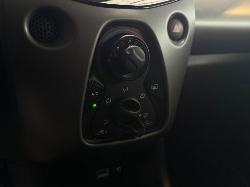 🔹 Toyota Aygo – Finition X-Play 🔹 1.0 VVT-i – 72 chevaux - Reprise possible - Garantie 