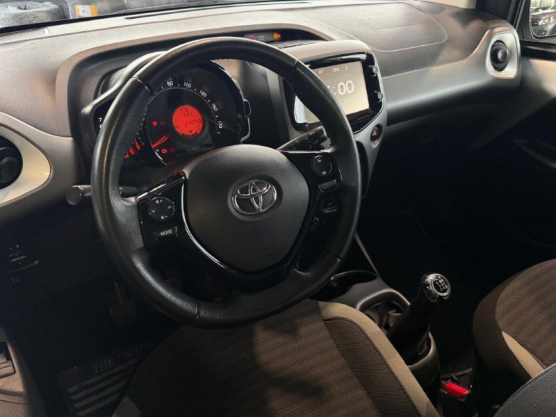 🔹 Toyota Aygo – Finition X-Play 🔹 1.0 VVT-i – 72 chevaux - Reprise possible - Garantie 