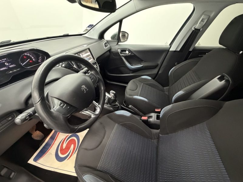 PEUGEOT 208 1.6 E-HDI 92 ALLURE GARANTIE 12 MOIS