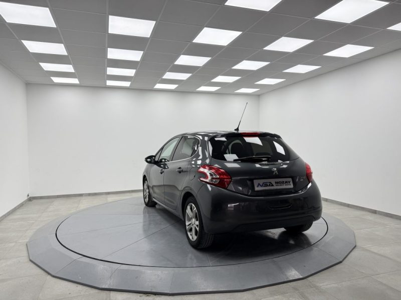 PEUGEOT 208 1.6 E-HDI 92 ALLURE 
