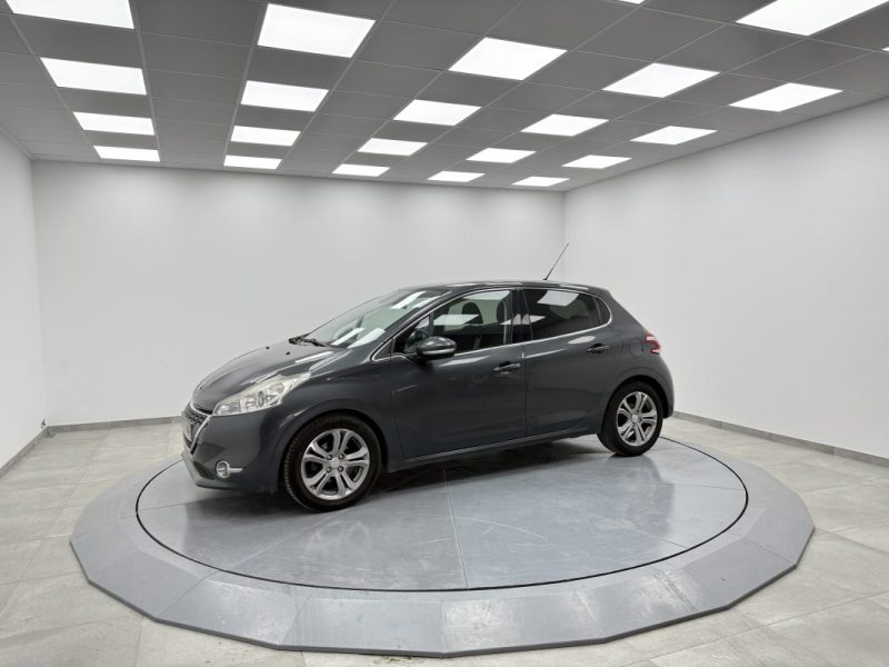 PEUGEOT 208 1.6 E-HDI 92 ALLURE GARANTIE 12 MOIS