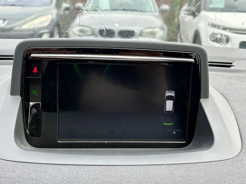 RENAULT MEGANEIII 1.5 DCI 110CH 