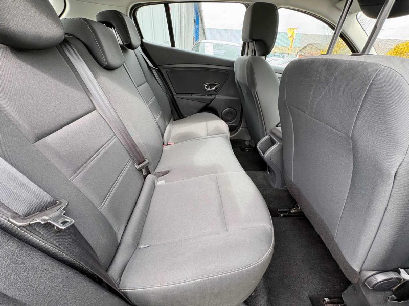 RENAULT MEGANEIII 1.5 DCI 110CH 