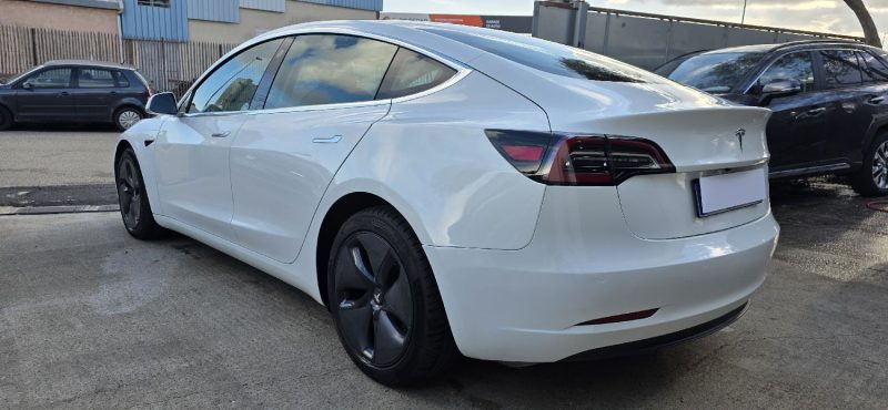 TESLA MODEL 3 LONG-RANGE DUAL MOTOR AWD 