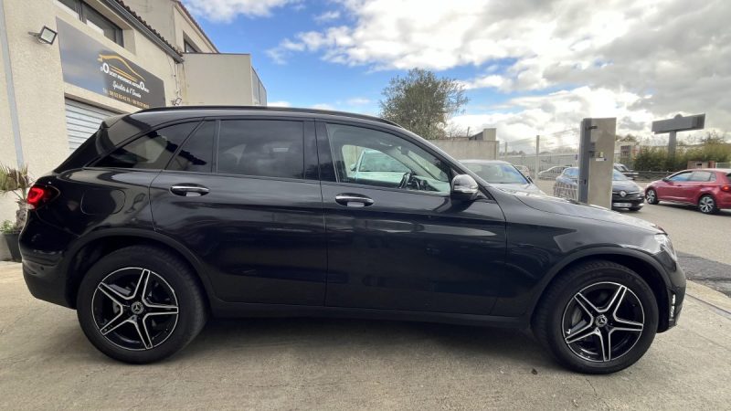 GLC 300 e EQ 211+122 cv AMG LINE 4MATIC Toit Ouvrant Hybride Rechargeable Garantie Mercedes 