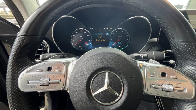 GLC 300 e EQ 211+122 cv AMG LINE 4MATIC Toit Ouvrant Hybride Rechargeable Garantie Mercedes 