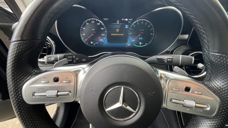 GLC 300 e EQ 211+122 cv AMG LINE 4MATIC Toit Ouvrant Hybride Rechargeable Garantie Mercedes 