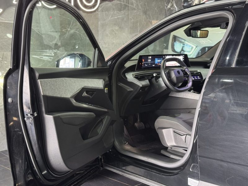 PEUGEOT 3008 1.2 HYBRID 136CH ALLURE E-DCS6 2024 TTC