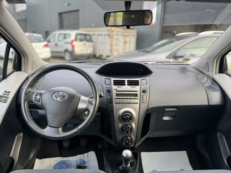 TOYOTA YARIS 1.3 VVT-I  100ch