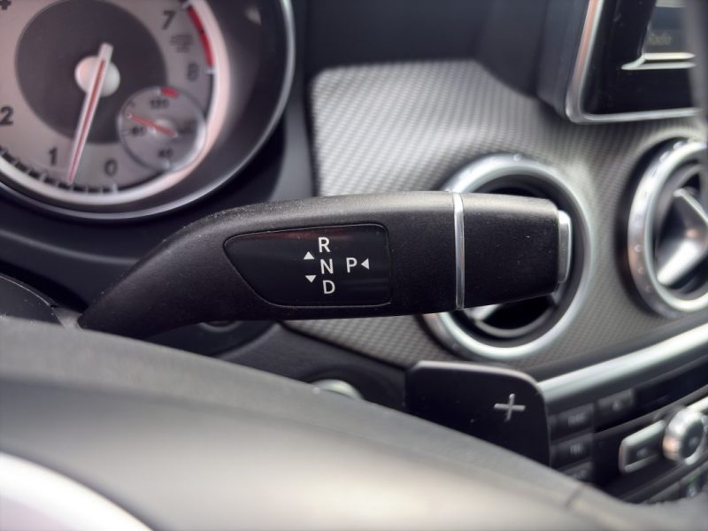 MERCEDES CLASSE GLA 200 essence 156 cv - Sensation - boite auto - Historique Mercedes