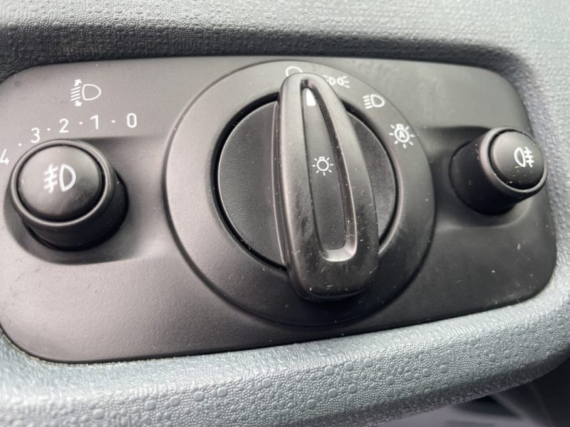 FORD FIESTA 1,6 TDCI 95CV   GARANTIE 3/12 MOIS 2011