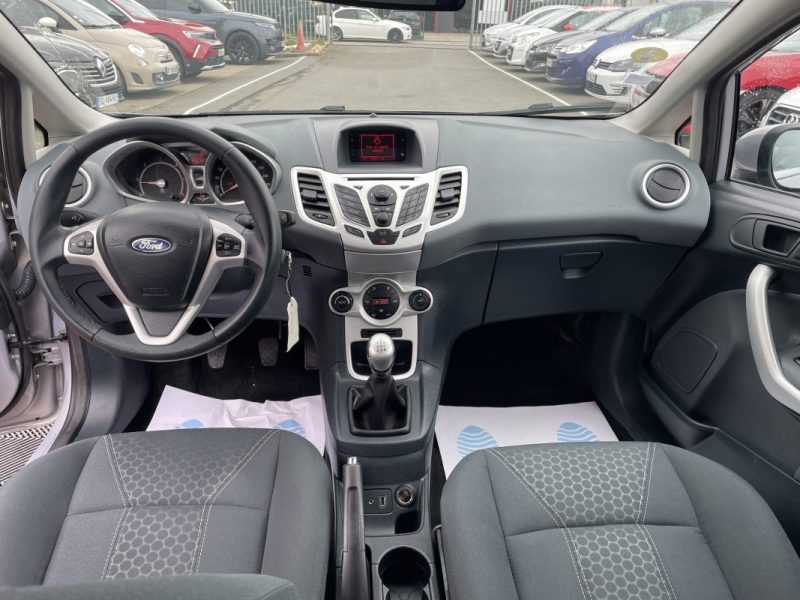 FORD FIESTA 1,6 TDCI 95CV   GARANTIE 3/12 MOIS 2011