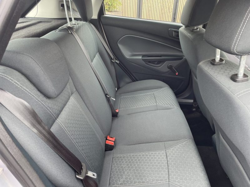 FORD FIESTA 1,6 TDCI 95CV   GARANTIE 3/12 MOIS 2011