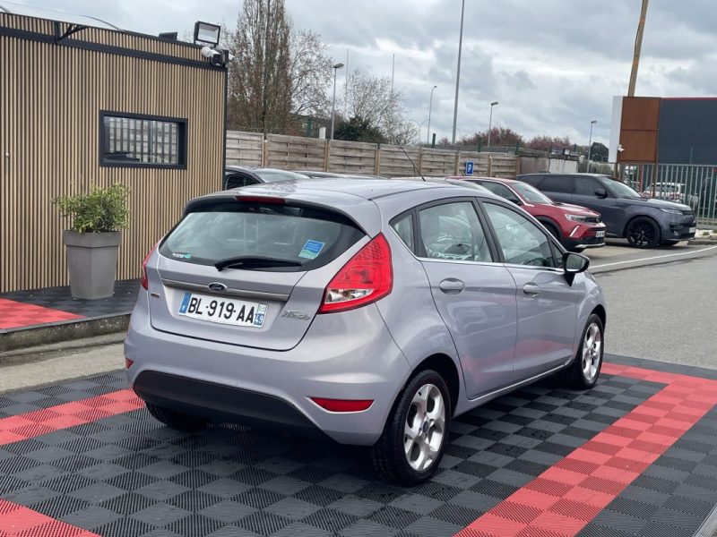 FORD FIESTA 1,6 TDCI 95CV   GARANTIE 3/12 MOIS 2011