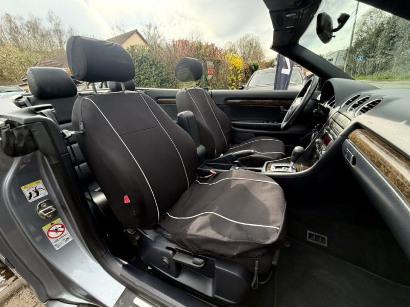 AUDI A4 CABRIOLET V6 2.7 TDI ATTRACTION MULTITRONIC 