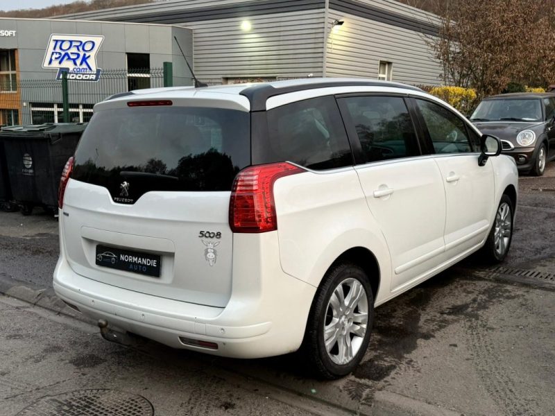 PEUGEOT 5008 2.0 BLUE HDI 150 ALLURE 
