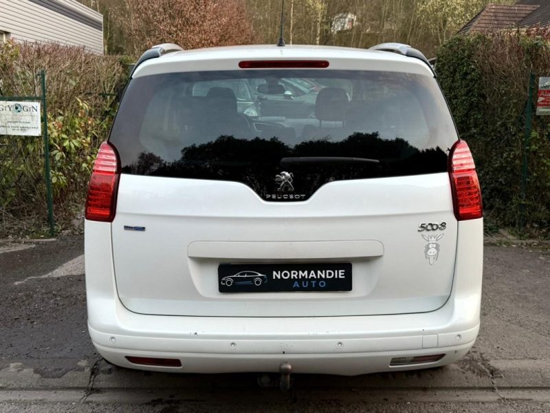 PEUGEOT 5008 2.0 BLUE HDI 150 ALLURE 