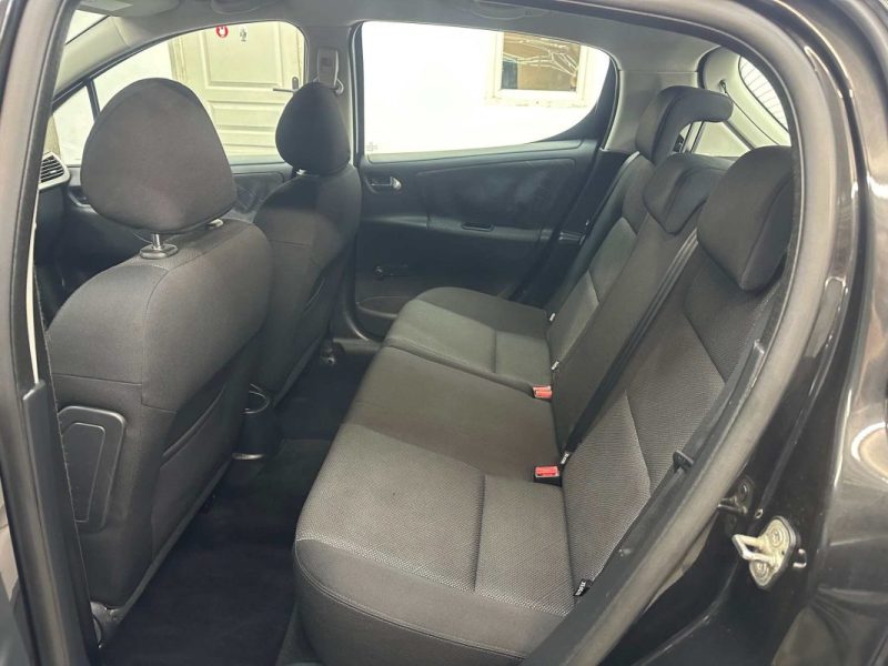 PEUGEOT 207 1.6 16V VTI  57000KMS