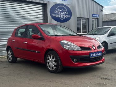 RENAULT CLIO 1.2 ESSENCE 75CH 2006