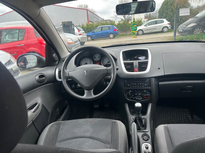 PEUGEOT 206 + 1.4 75CH ESSENCE 2009