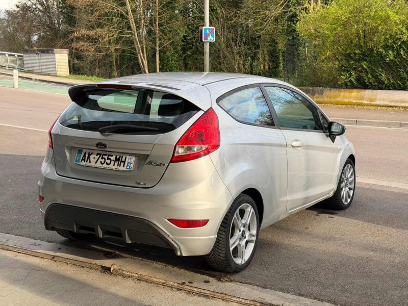 FORD FIESTA 120CH