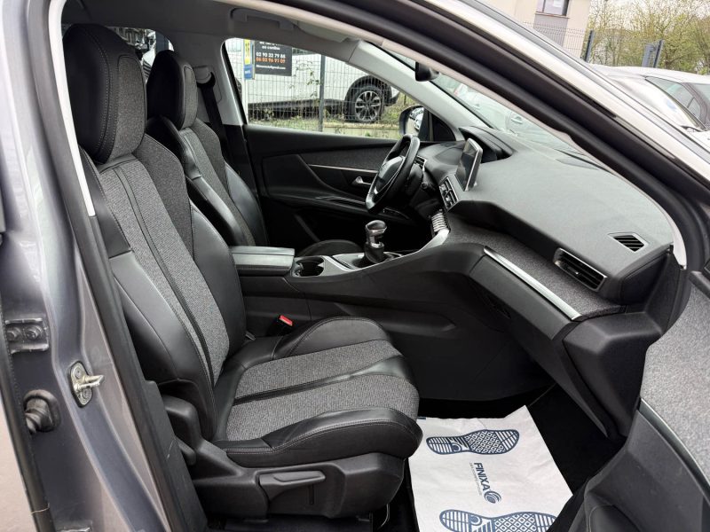 Peugeot 3008 II Allure 1.6 BlueHDi 120 ch BVM6 – Caméra AR – Attelage – Révisée – Garantie 6 mois