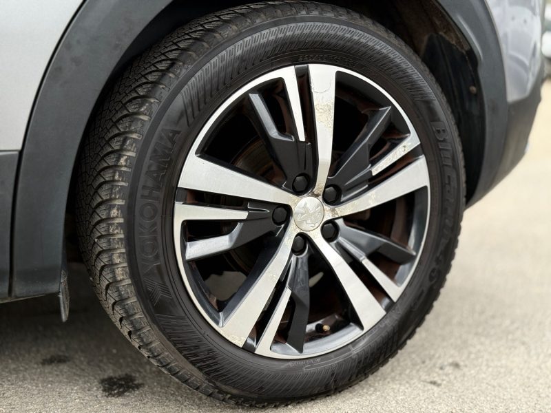 Peugeot 3008 II Allure 1.6 BlueHDi 120 ch BVM6 – Caméra AR – Attelage – Révisée – Garantie 6 mois