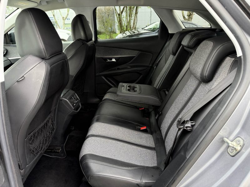 Peugeot 3008 II Allure 1.6 BlueHDi 120 ch BVM6 – Caméra AR – Attelage – Révisée – Garantie 6 mois