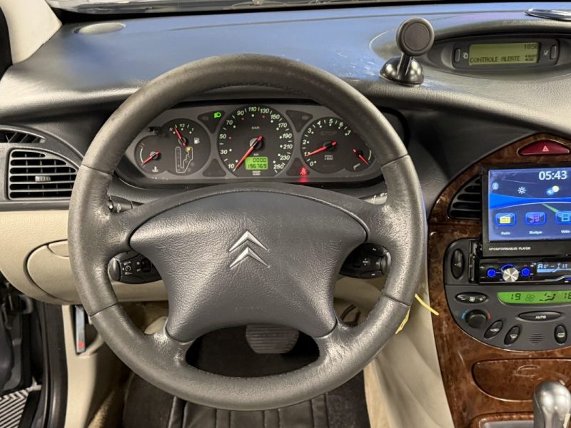 CITROEN C5 EXCLUSIVE 3.0 V6 210 Cv BOITE AUTOMATIQUE / INTERIEUR CUIR SUSPENSION HYDRACTIVE