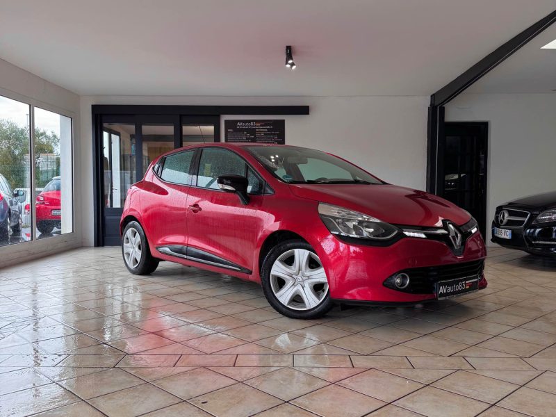 Renault Clio 4 Limited 0.9 TCE – 1ère main – 118 000 km– GPS / Sièges chauffants –Garantie 12mois 