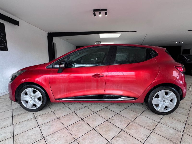 Renault Clio 4 Limited 0.9 TCE – 1ère main – 118 000 km– GPS / Sièges chauffants –Garantie 12mois 