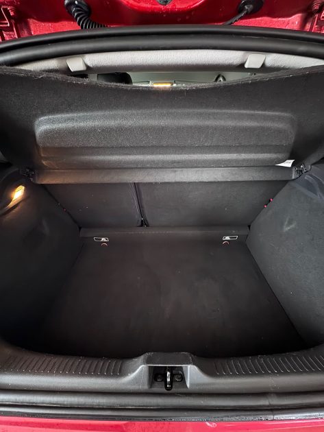 Renault Clio 4 Limited 0.9 TCE – 1ère main – 118 000 km– GPS / Sièges chauffants –Garantie 12mois 