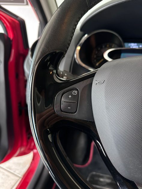 Renault Clio 4 Limited 0.9 TCE – 1ère main – 118 000 km– GPS / Sièges chauffants –Garantie 12mois 