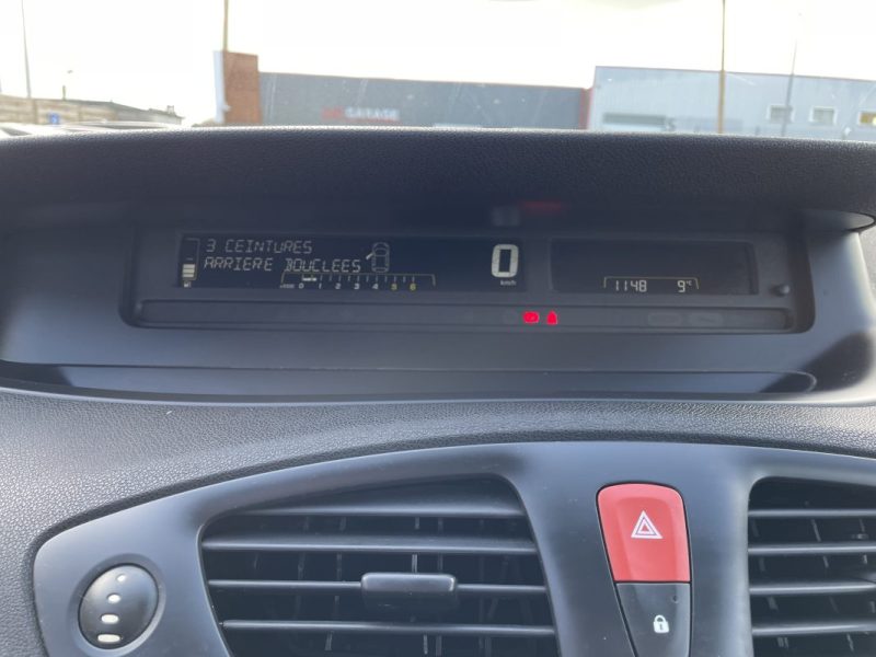 RENAULT MEGANE SCENIC 1.5 DCI 110CV    GARANTIE 3/12 MOIS 2009