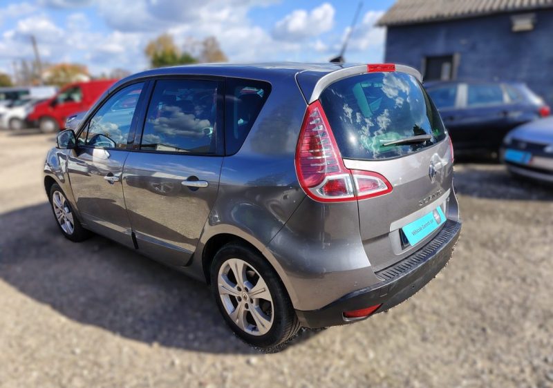 RENAULT SCENICIII 1.5 DCI 110 DISTRIBUTION + EMBRAYAGE NEUFS 